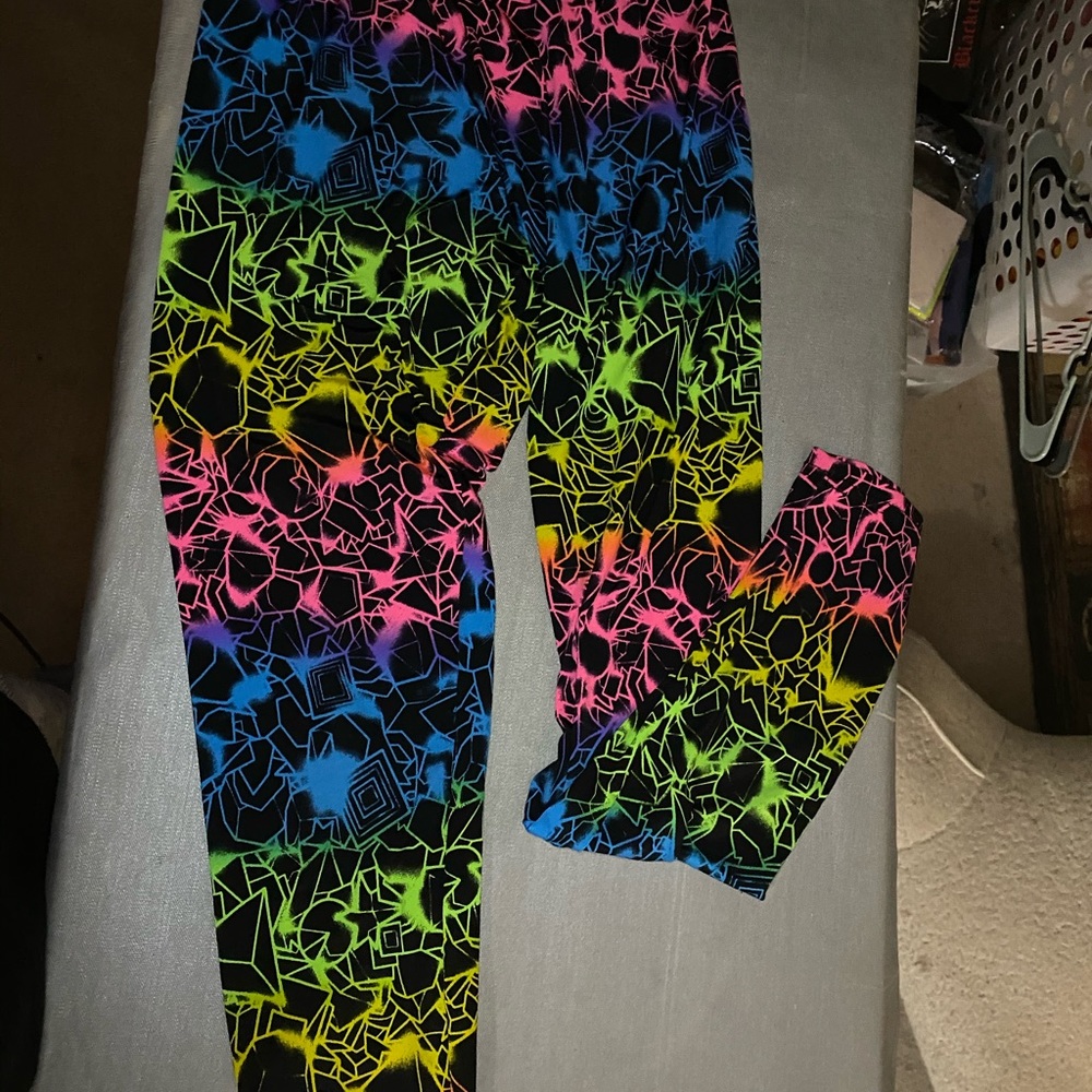 Neon colored calf length leggings